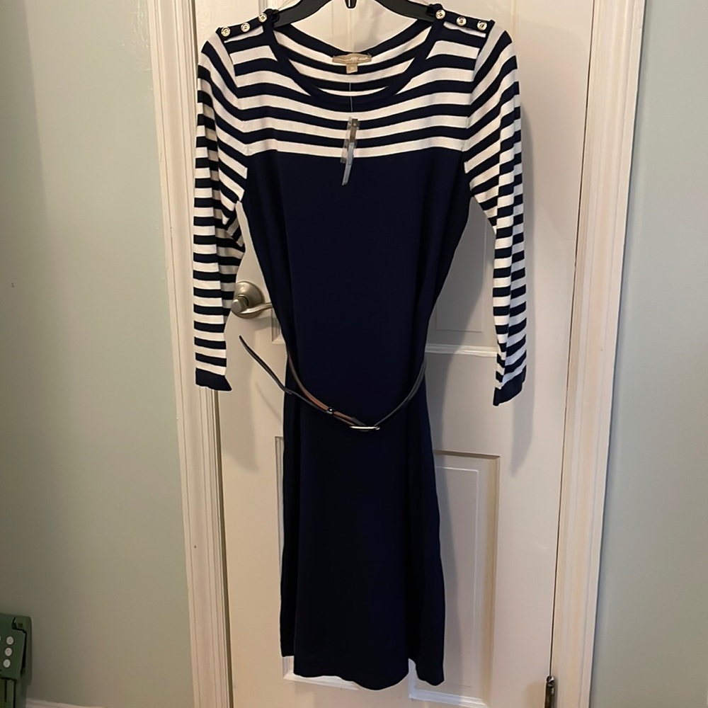 Appraisal blue dress with belt. Size M.
